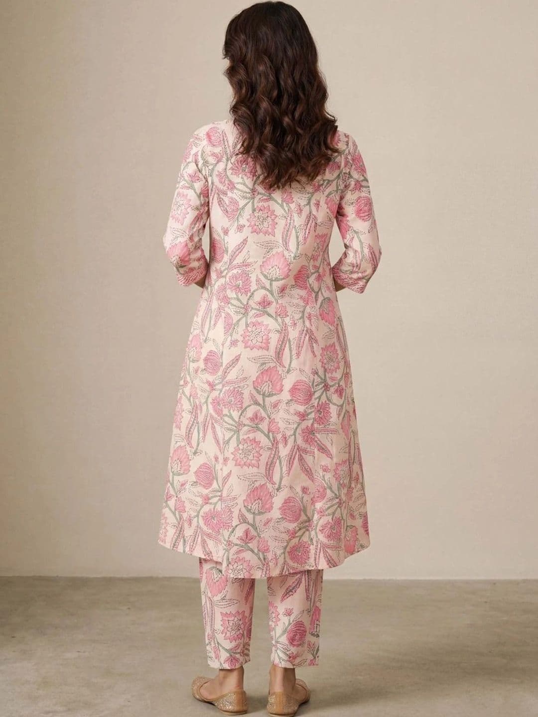 KALINI Women Floral Printed Regular Kurta with Trousers thumbnail 5