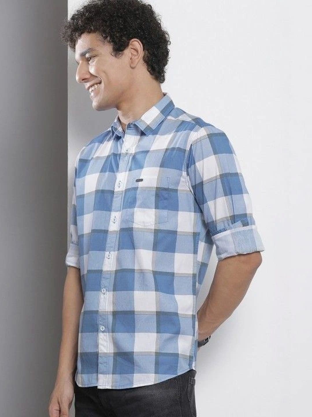 Studio-9 Men Classic Slim Fit Checked Casual Shirt thumbnail 4