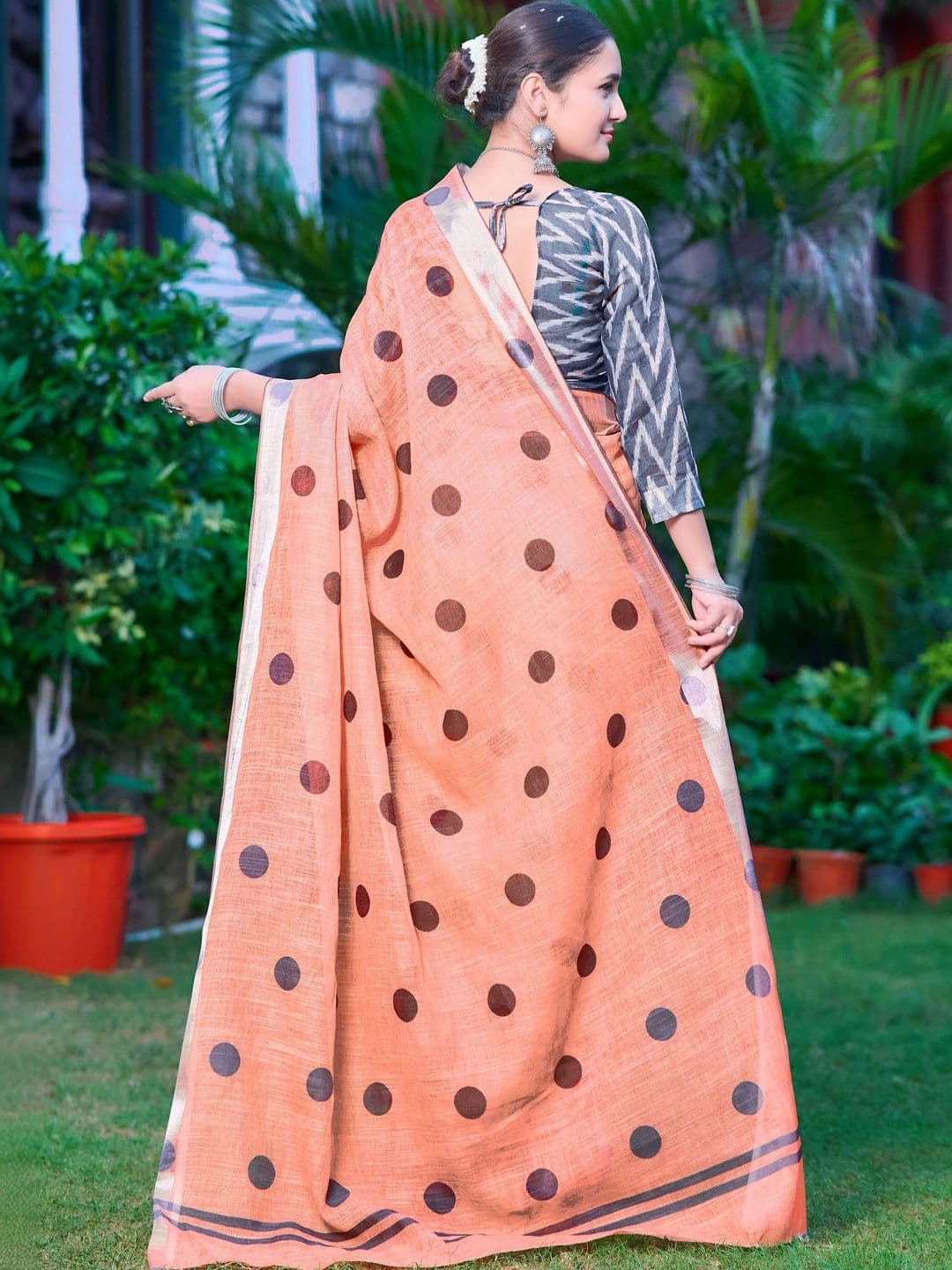 HERE&NOW Polka Dot Saree thumbnail 7