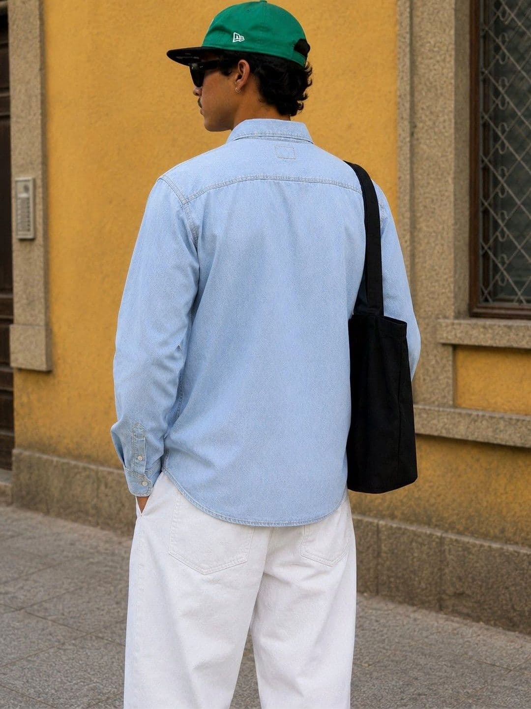 Bene Kleed Men Regualar Fit Double Pocket Denim Shirt thumbnail 4