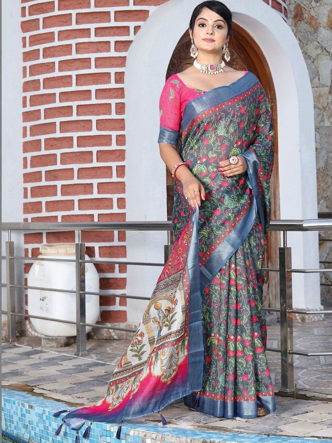 MANVAA Floral Silk Cotton Handloom Saree thumbnail 2