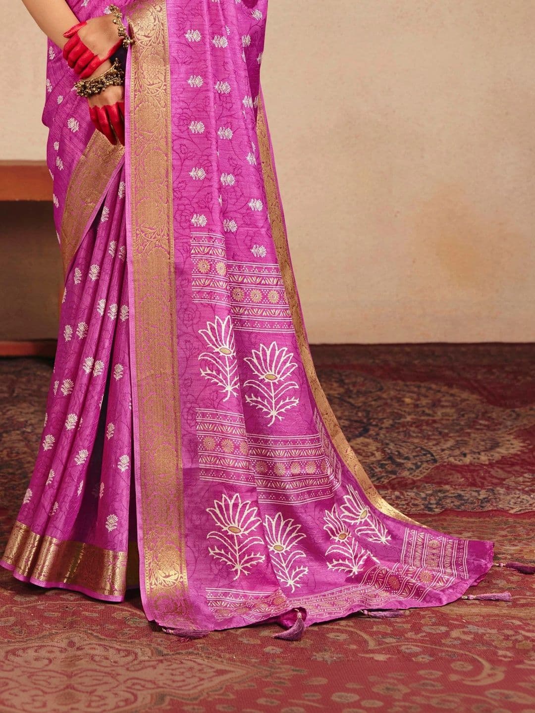 Dhaaga Ghar Ethnic Motifs Zari Silk Blend Fusion Saree thumbnail 4