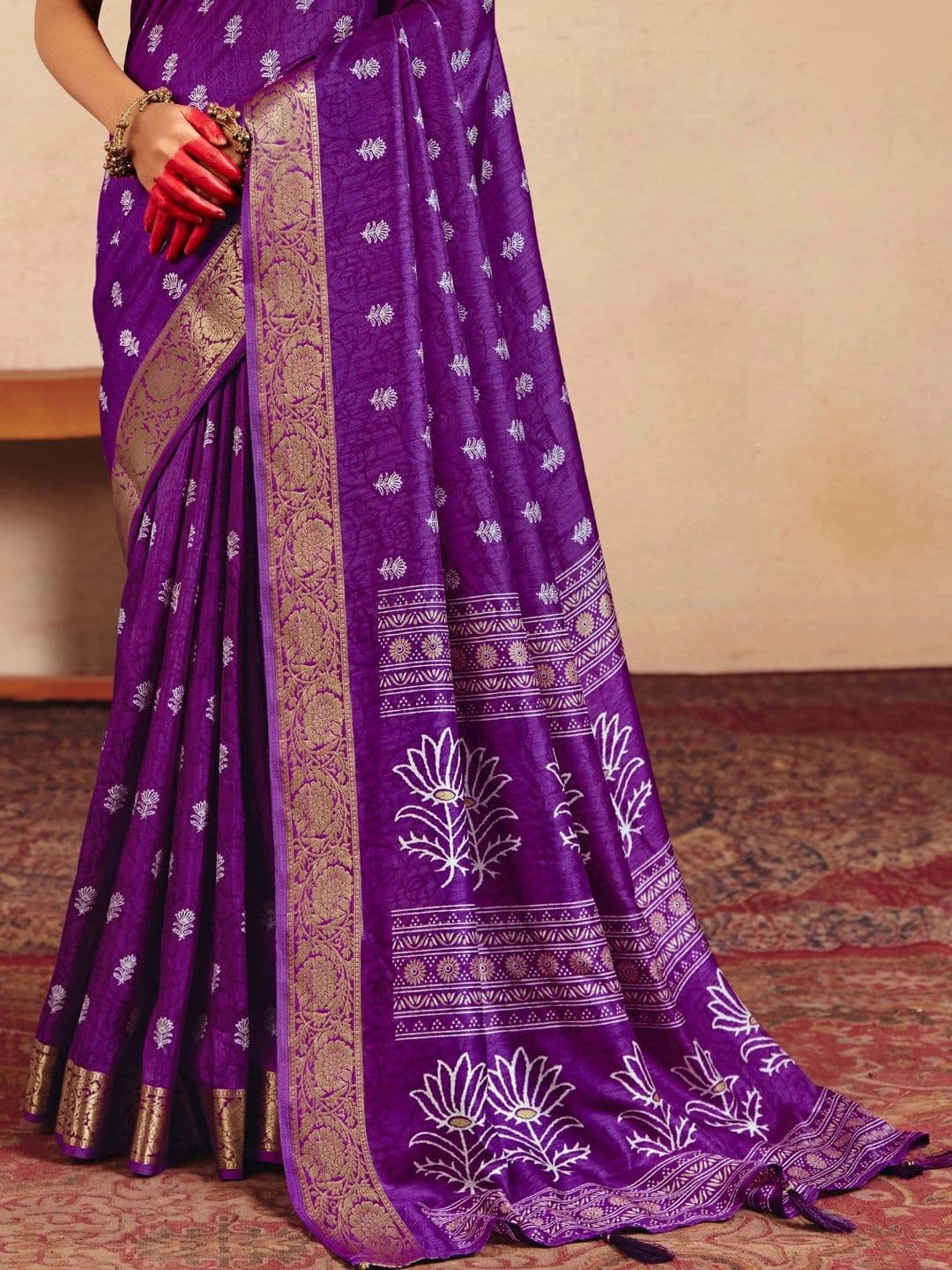 Dhaaga Ghar Ethnic Motifs Zari Silk Blend Fusion Saree thumbnail 5