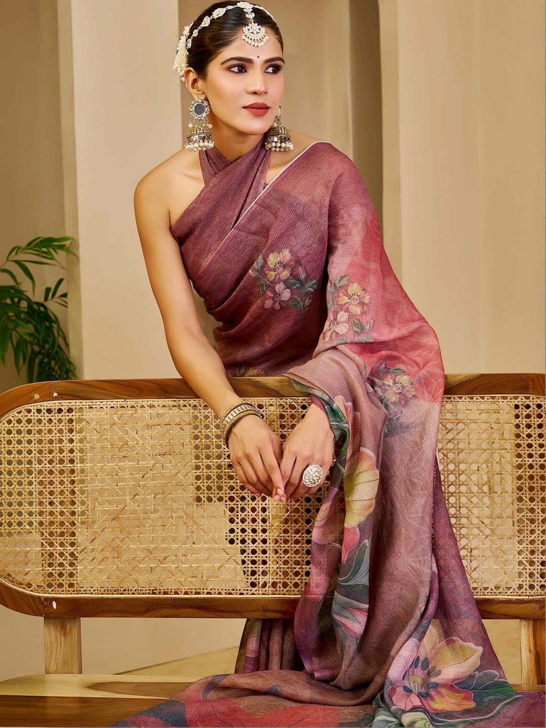 Maroosh Floral Silk Cotton Handloom Saree thumbnail 3
