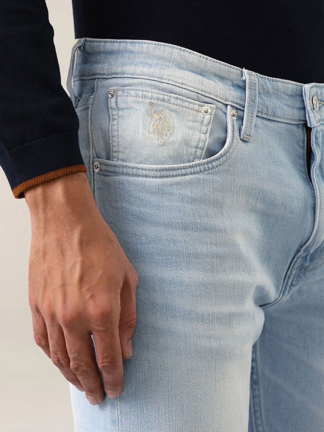 U.S. Polo Assn. Denim Co. Men Straight Fit Mid-Rise Jeans thumbnail 6