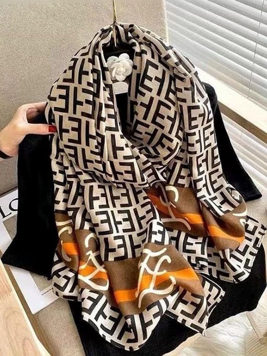 ANDVOGUE Unisex Printed Stole thumbnail 2