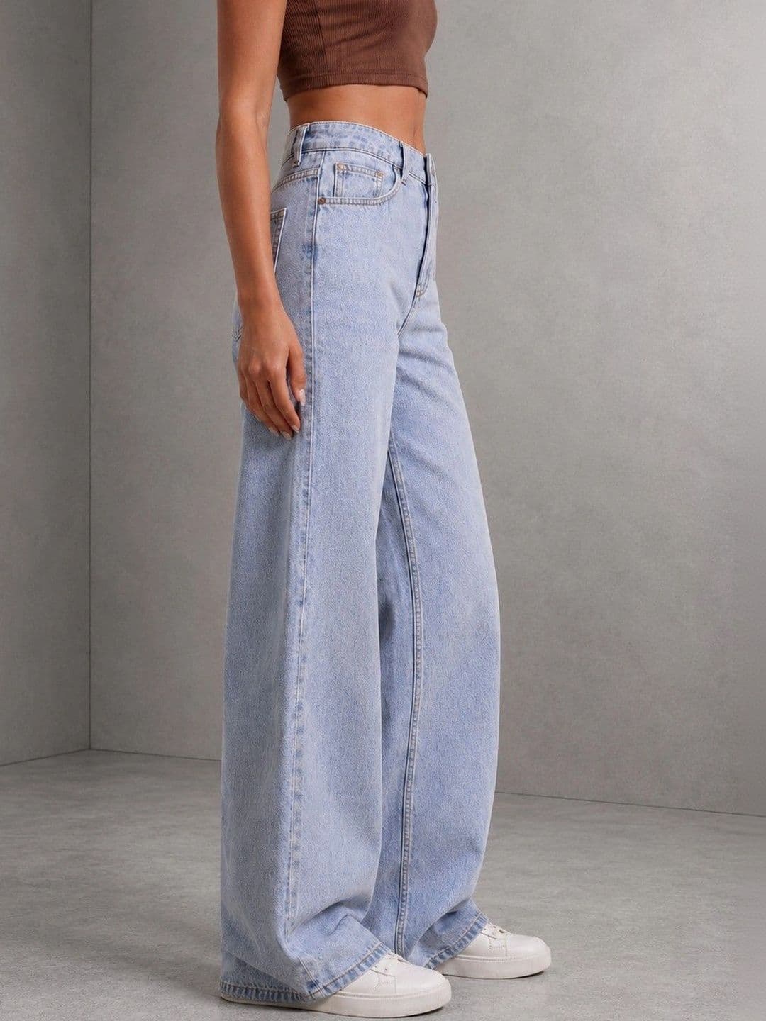 DressBerry Women Comfort Wide Leg High-Rise Light Fade Stretchable Jeans thumbnail 4