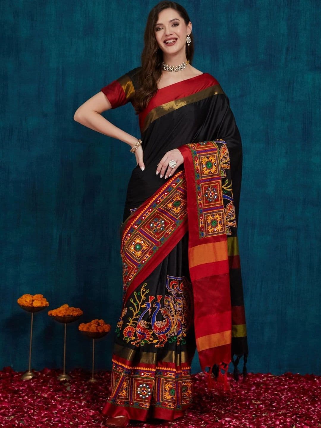Sangria Embroidered Silk Cotton Heavy Work Saree thumbnail 4