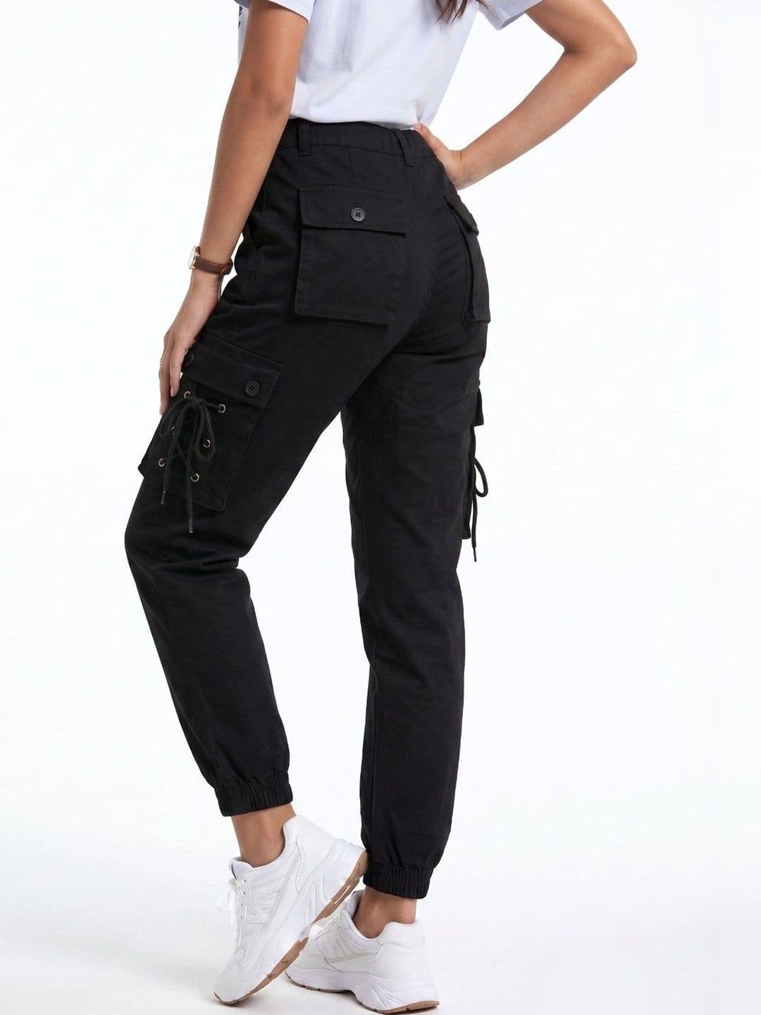 glitchez Women Classic Relaxed Fit Mid-Rise Coated Stretchable Jeans thumbnail 4