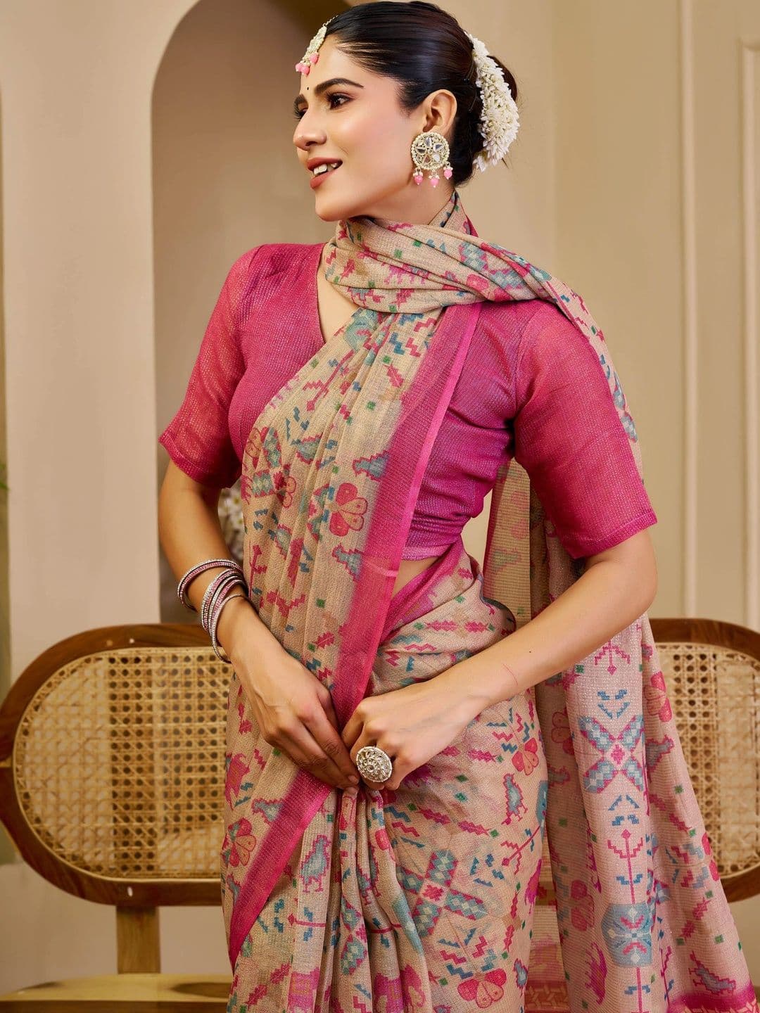 HERE&NOW Women   Floral Silk Cotton Handloom Saree thumbnail 6