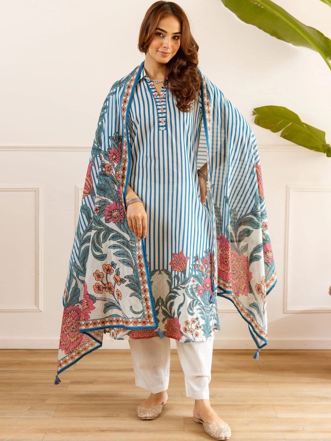 Sangria Women Ethnic Motifs Printed Regular Pure Cotton Kurta with Trousers & With Dupatta - view 1