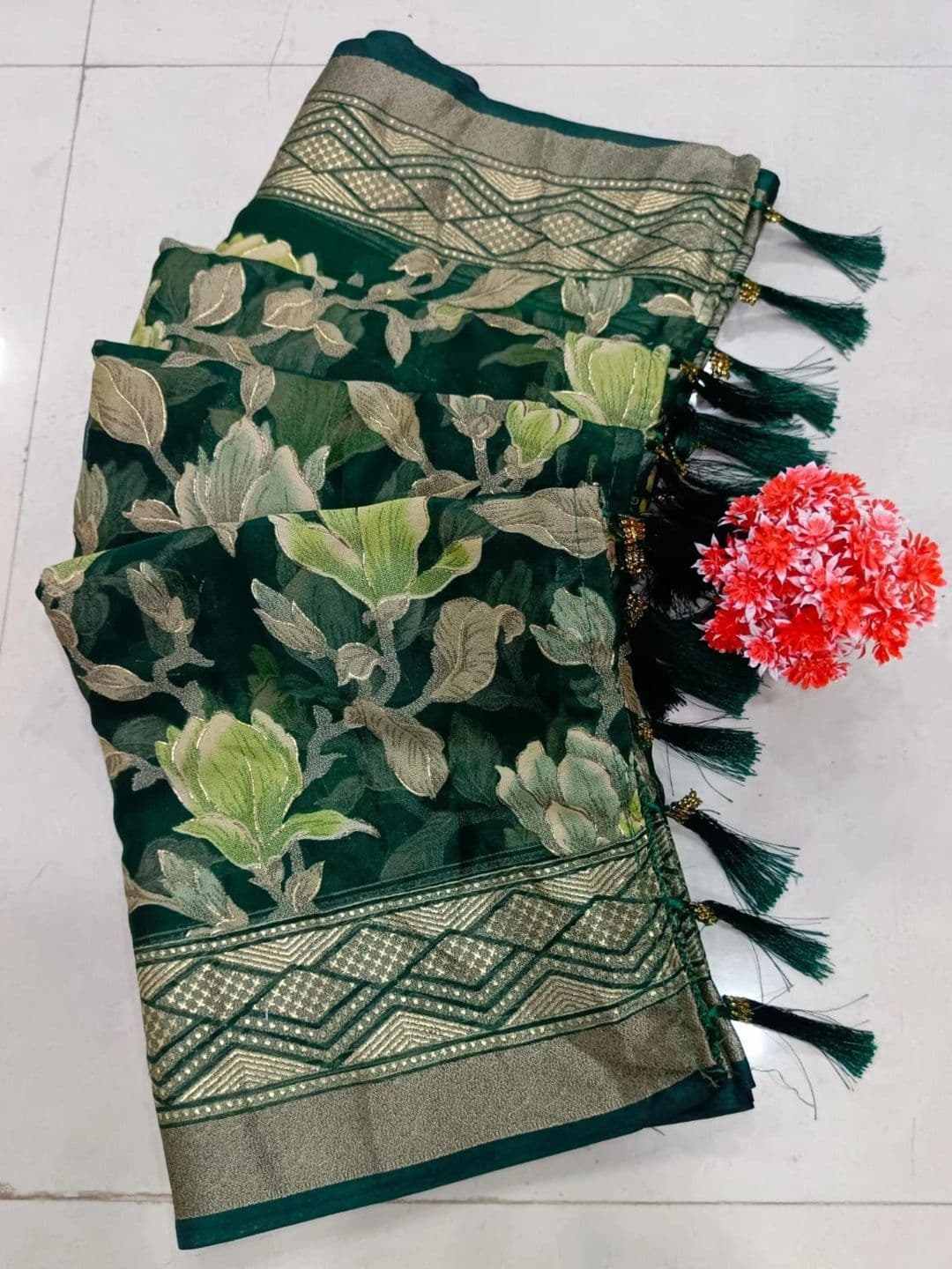 Moda Rapido Floral Zari Brasso Saree thumbnail 4