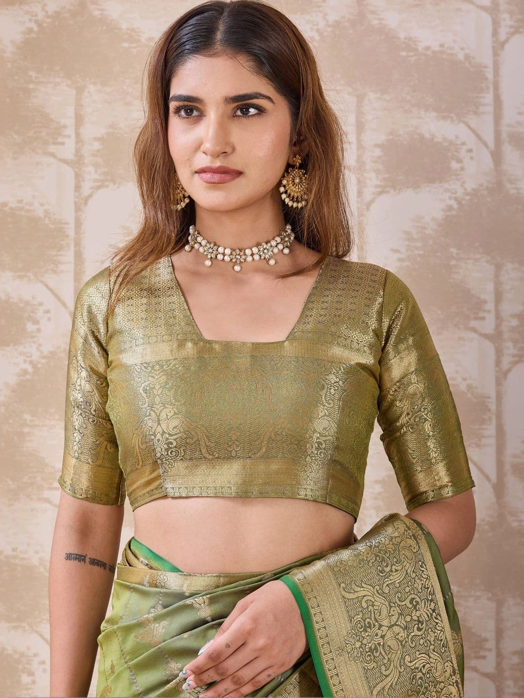 Maharanga Zari Art Silk Banarasi Saree thumbnail 2