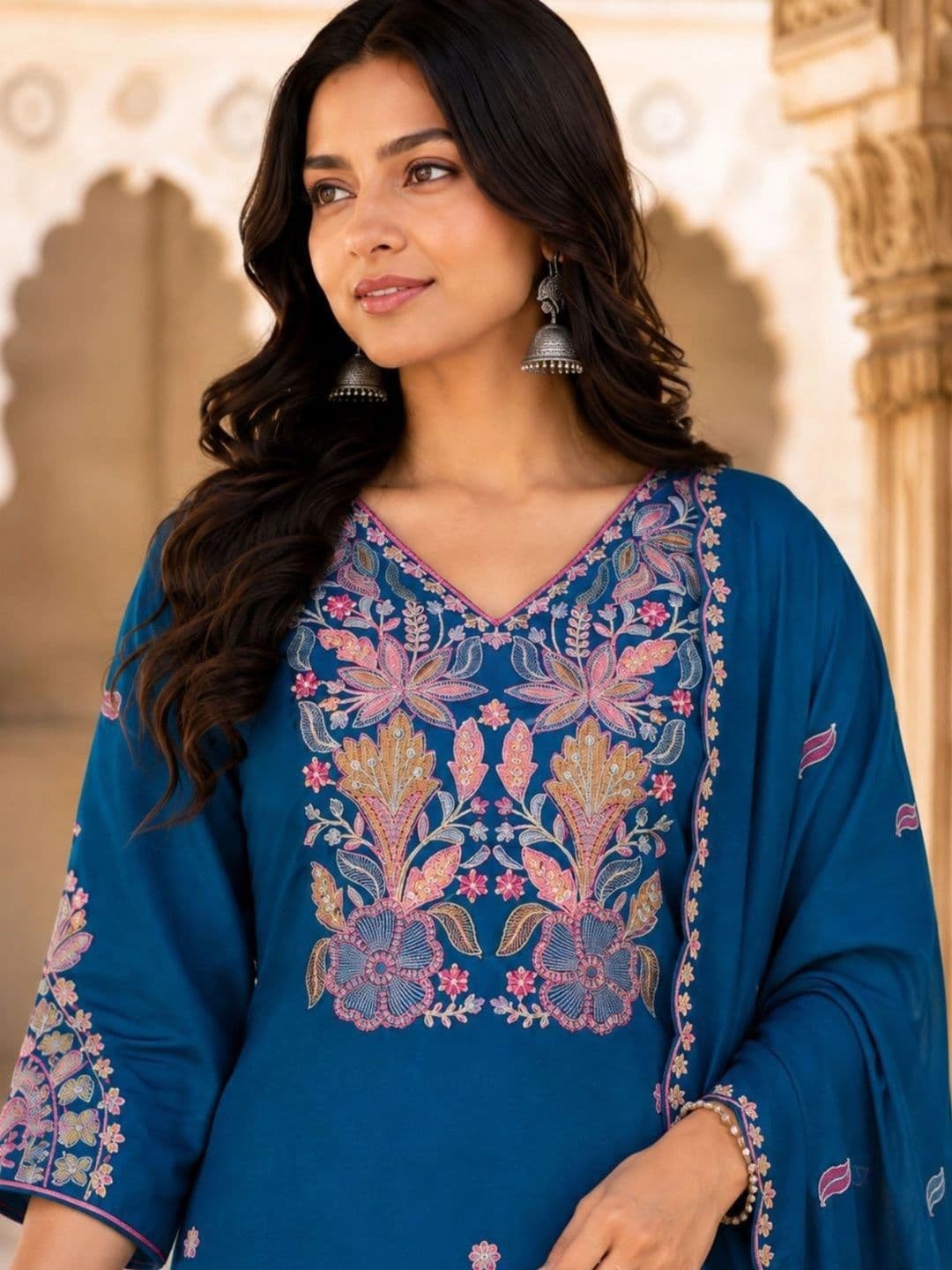 HERE&NOW X fwd Women Embroidered Thread Work Pure Silk Kurta with Palazzos & With Dupatta thumbnail 2