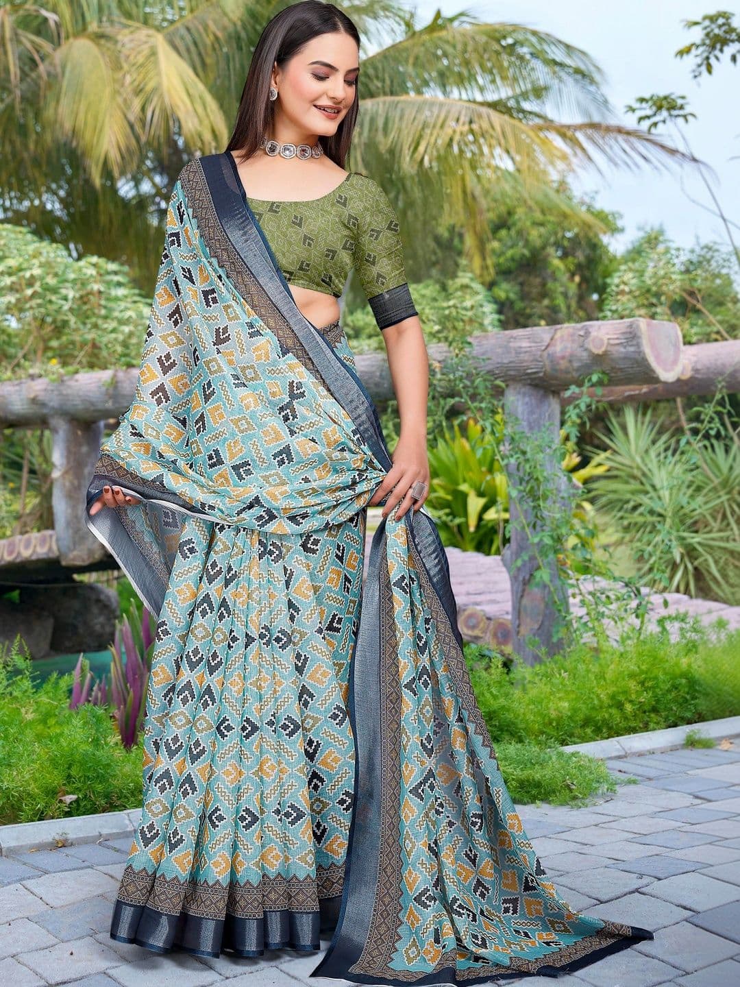Maroosh Saree thumbnail 3