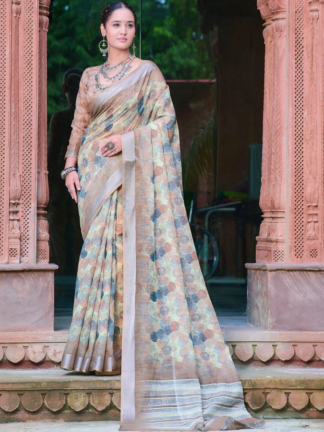 MANVAA Saree - view 1