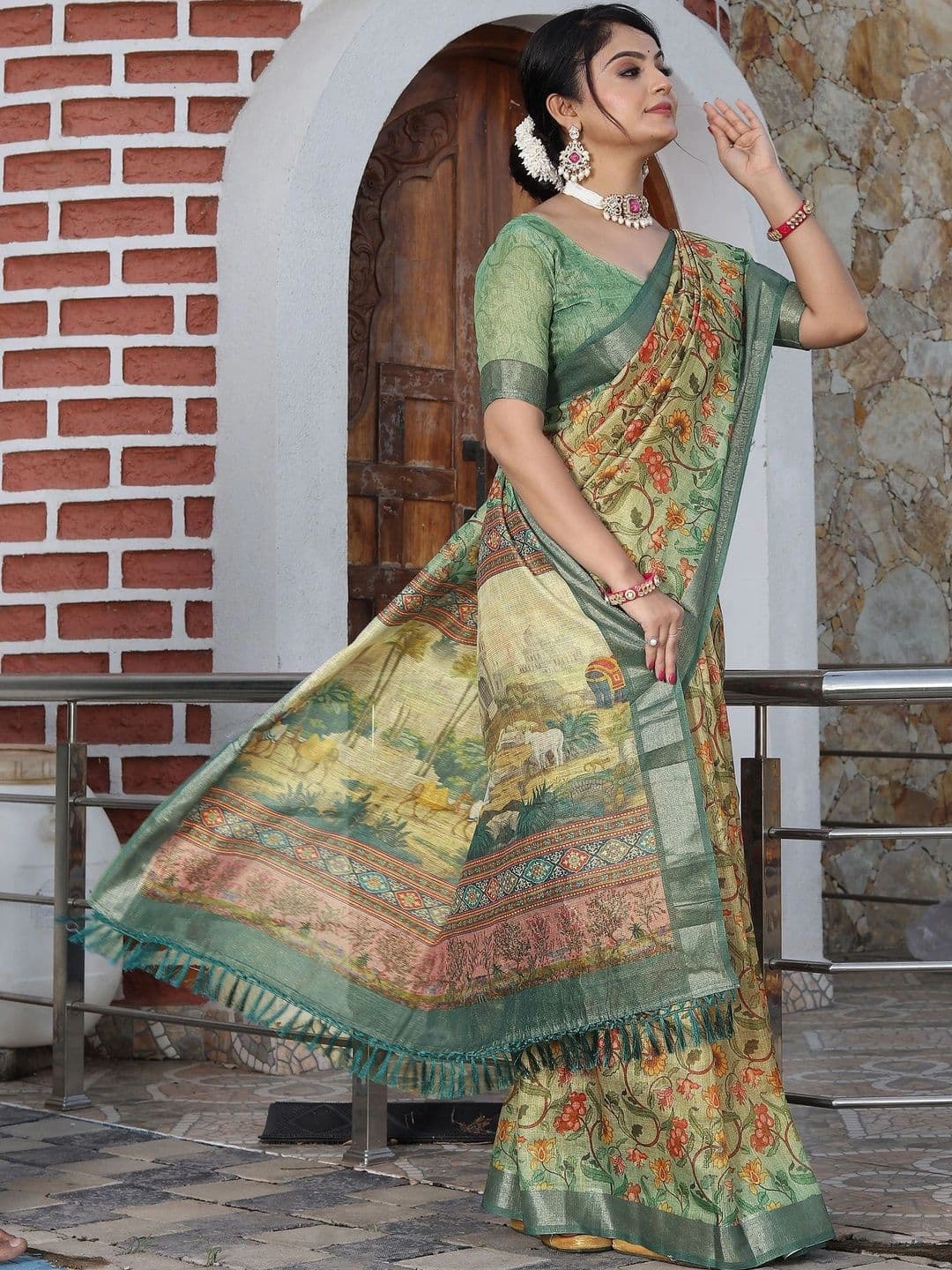 HERE&NOW Floral Printed Silk Cotton Handloom Saree thumbnail 4