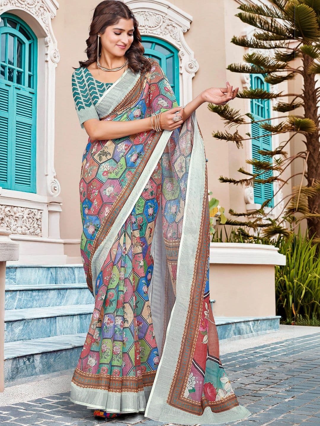 Maroosh Floral Saree thumbnail 6