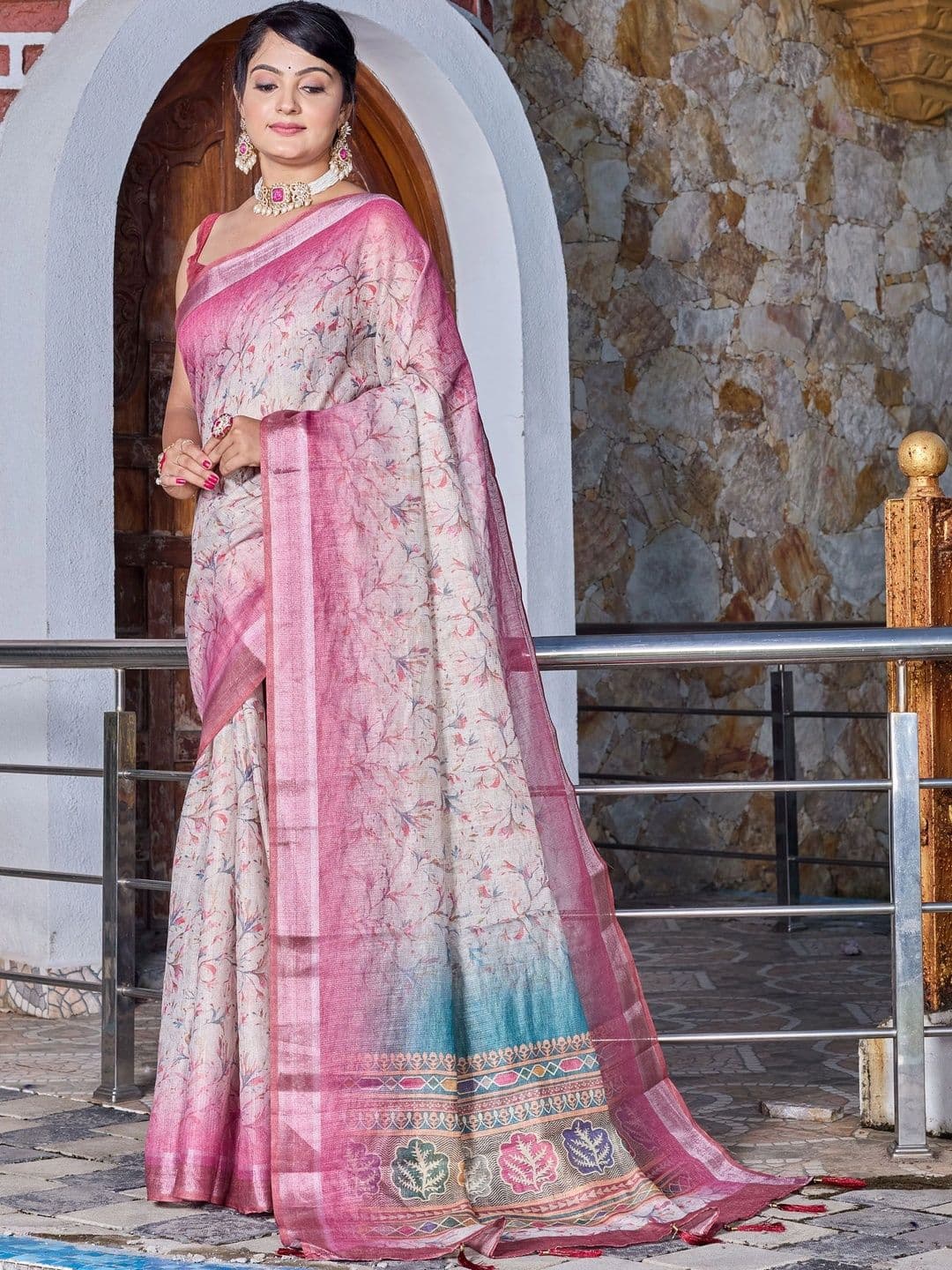MANVAA Women Floral Printed Silk Cotton Handloom Saree - view 1