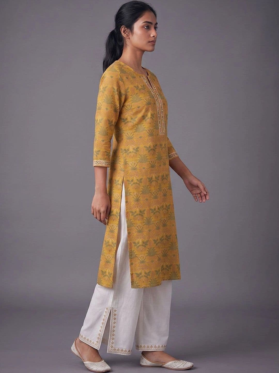 Navibhu Botanical Printed V-Neck Kurti thumbnail 6