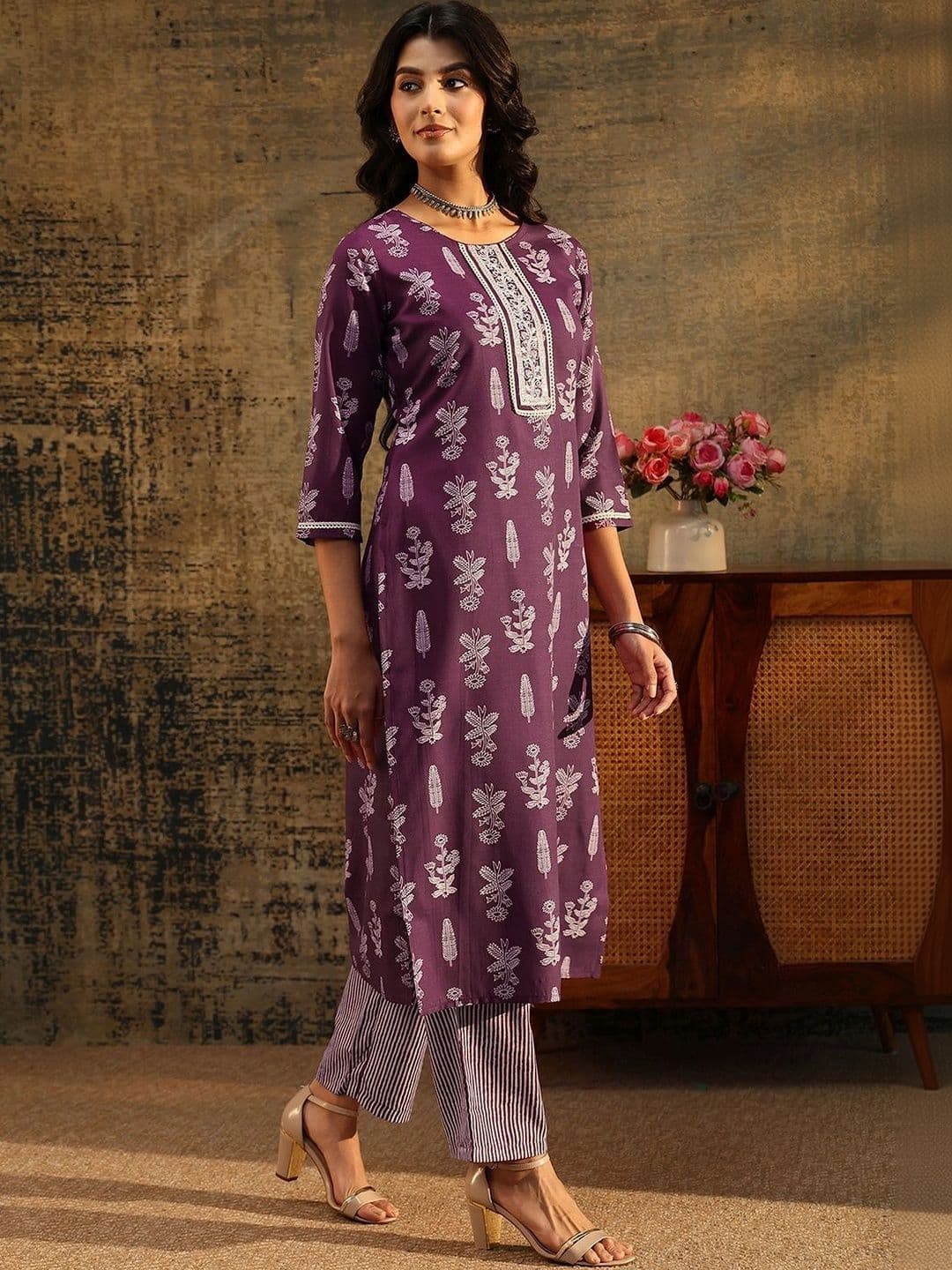 Gerua By Libas Women Ethnic Motifs Printed Regular Kurta with Trousers & With Dupatta thumbnail 5