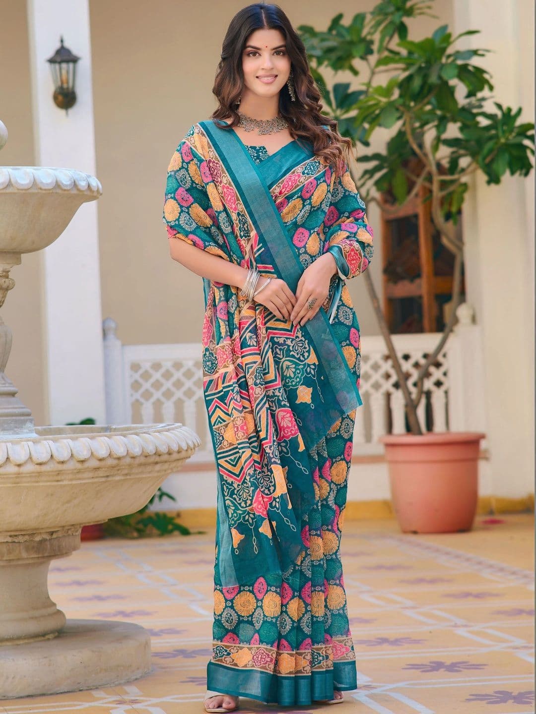 MANVAA Saree thumbnail 3