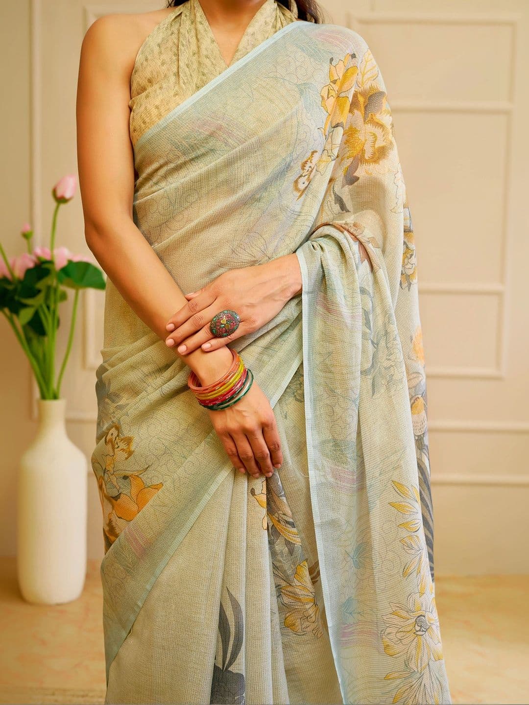 Maroosh Women's Green Mustard Tissue Shimmer Handloom Cotton Floral Silk Handloom Saree thumbnail 5