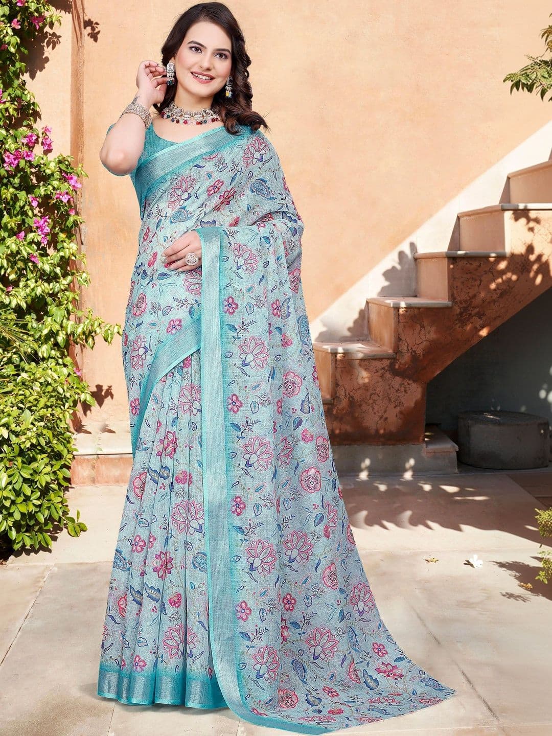 Maroosh Women Floral Printed Saree with Blouse Piece - view 1