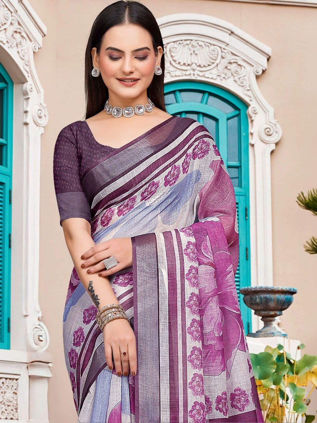 MANVAA Women Floral Saree thumbnail 4