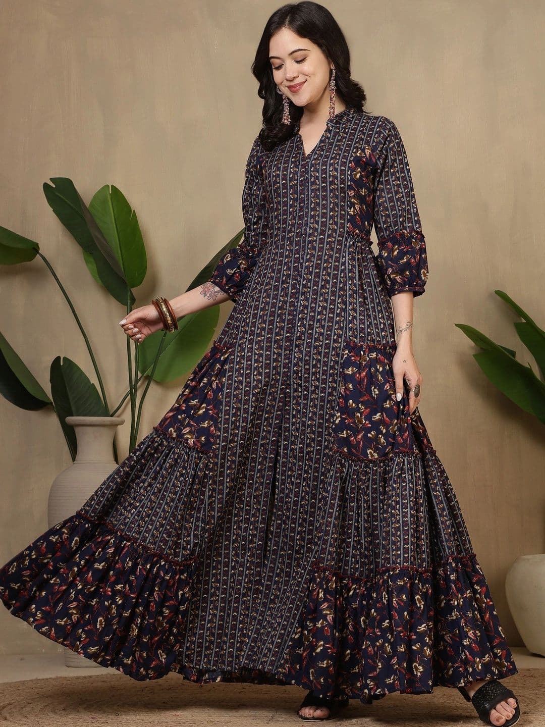 Sangria Women Ethnic Motifs Printed Anarkali Kurta thumbnail 3