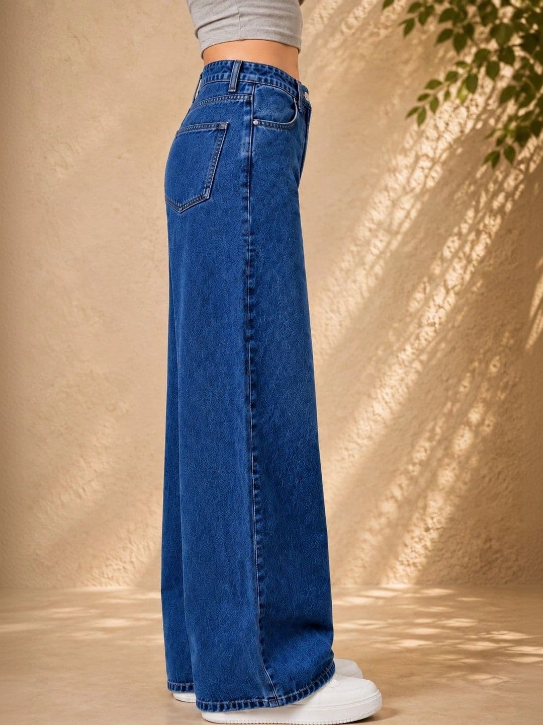 DressBerry Women Comfort Wide Leg High-Rise Light Fade Stretchable Jeans thumbnail 5