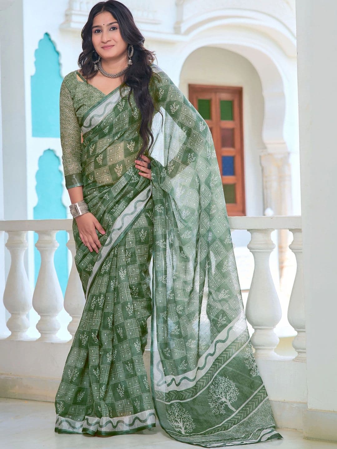 Maroosh Women Designer Saree Floral Saree - view 1