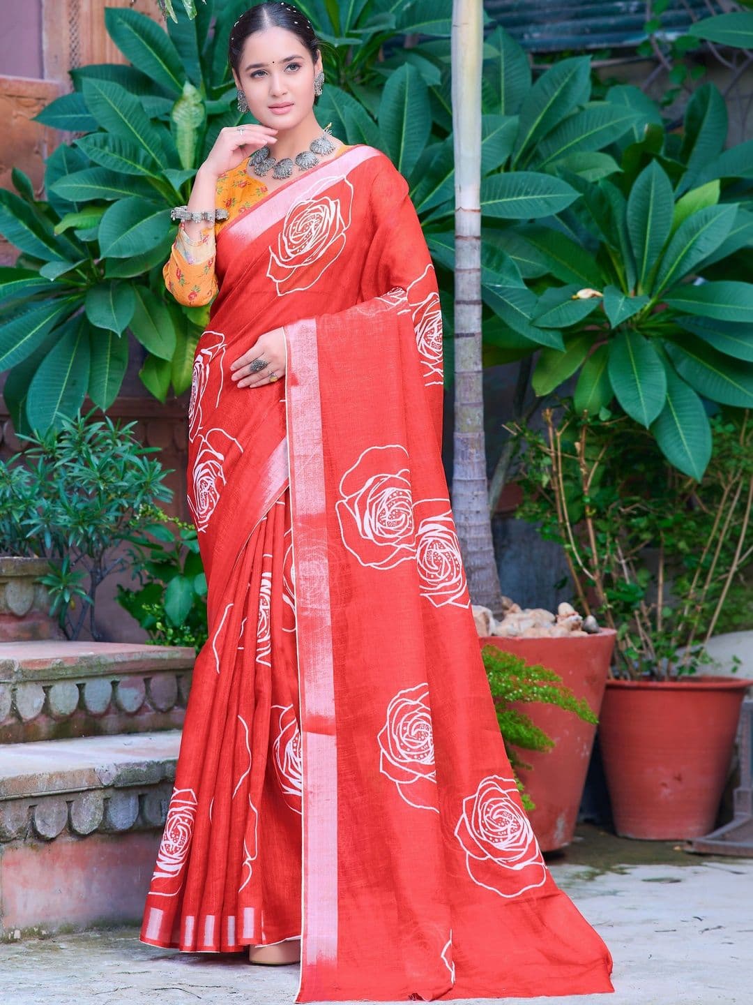 Maroosh Floral Saree - view 1
