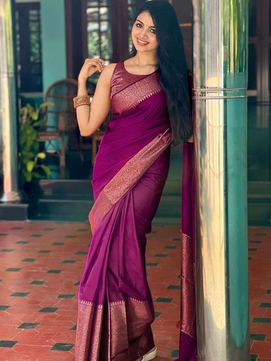 VYOM CREATION Woven Design Zari Art Silk Banarasi Saree thumbnail 6
