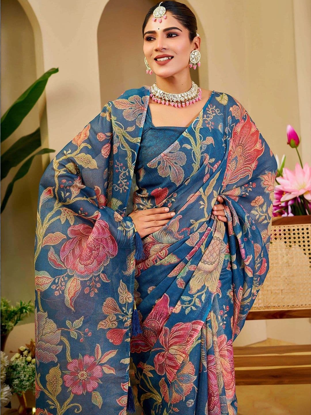 MANVAA Women  Floral Silk Cotton Handloom Saree thumbnail 5