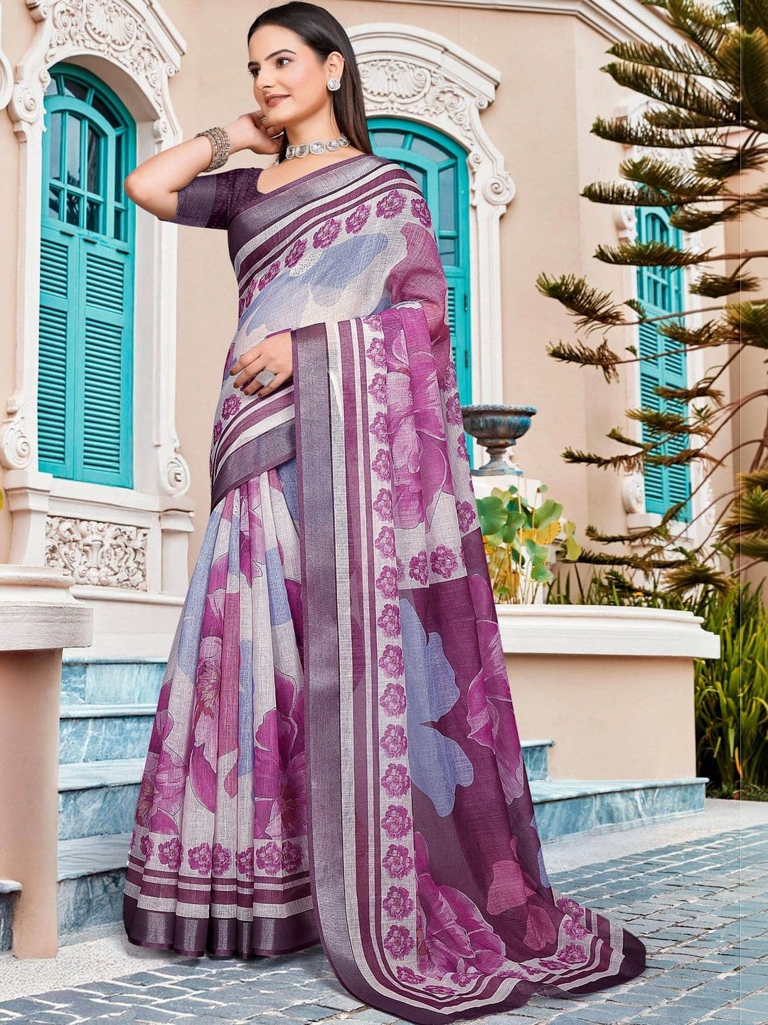 MANVAA Women Floral Saree thumbnail 6