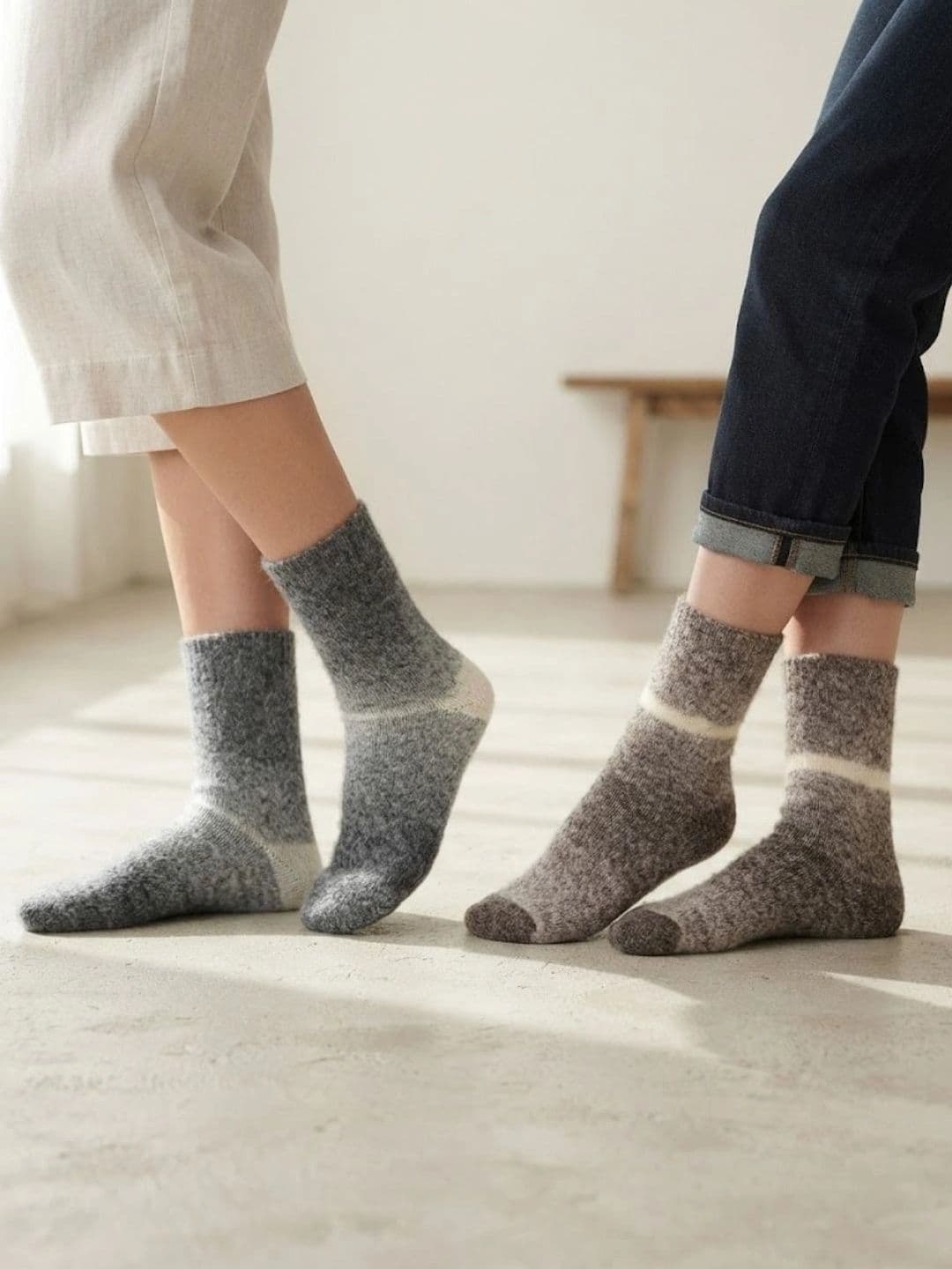 Cdeck Men Pack of 2 Woolen Colourblocked Above Ankle Socks thumbnail 5