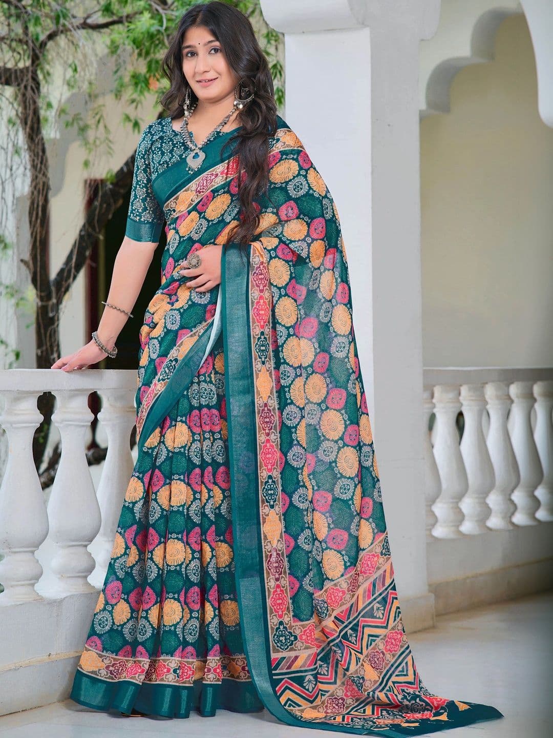 Maroosh Floral Saree - view 1