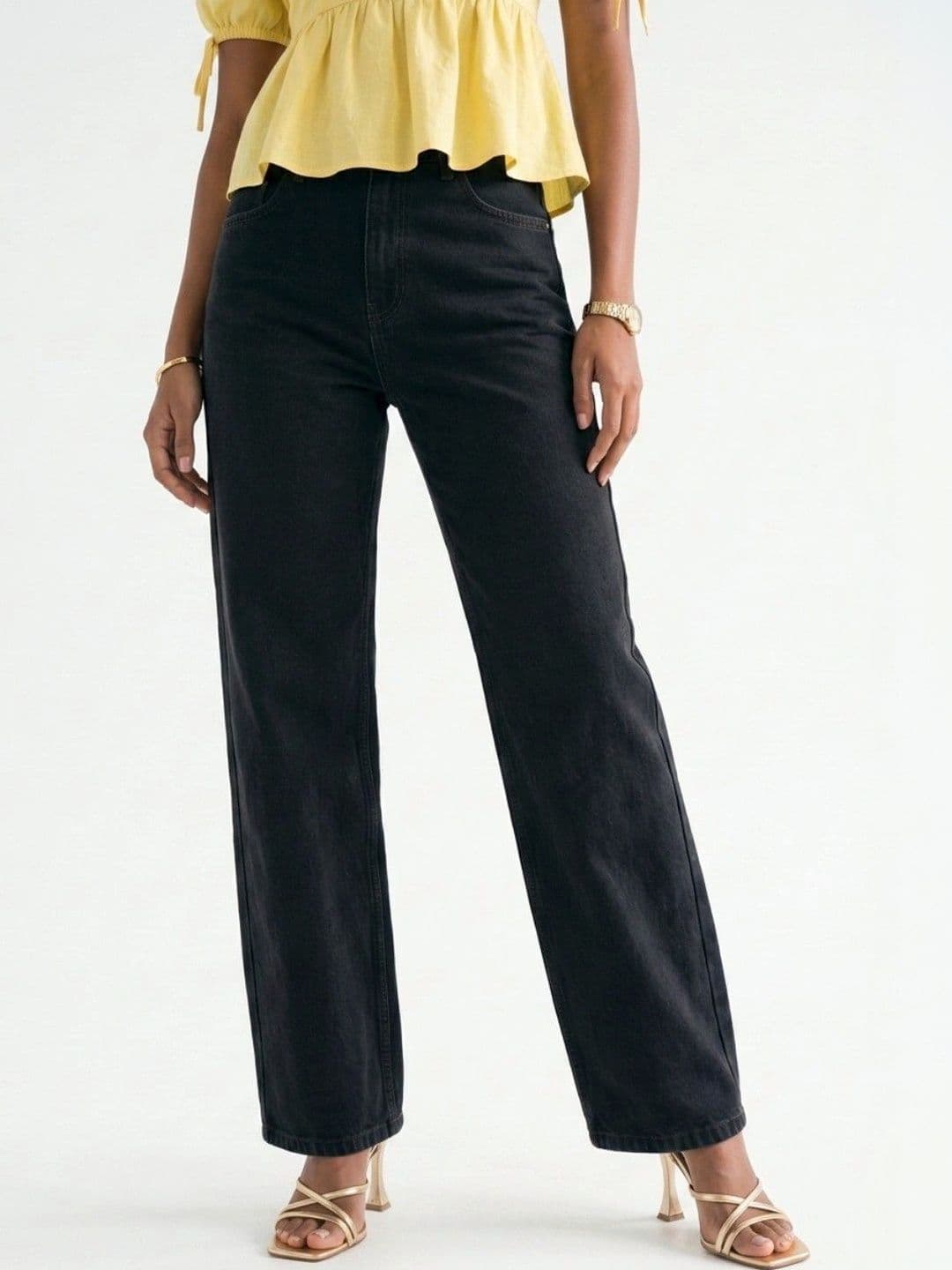 jeancherry Women Classic Relaxed Fit Mid-Rise Stretchable Jeans - view 1