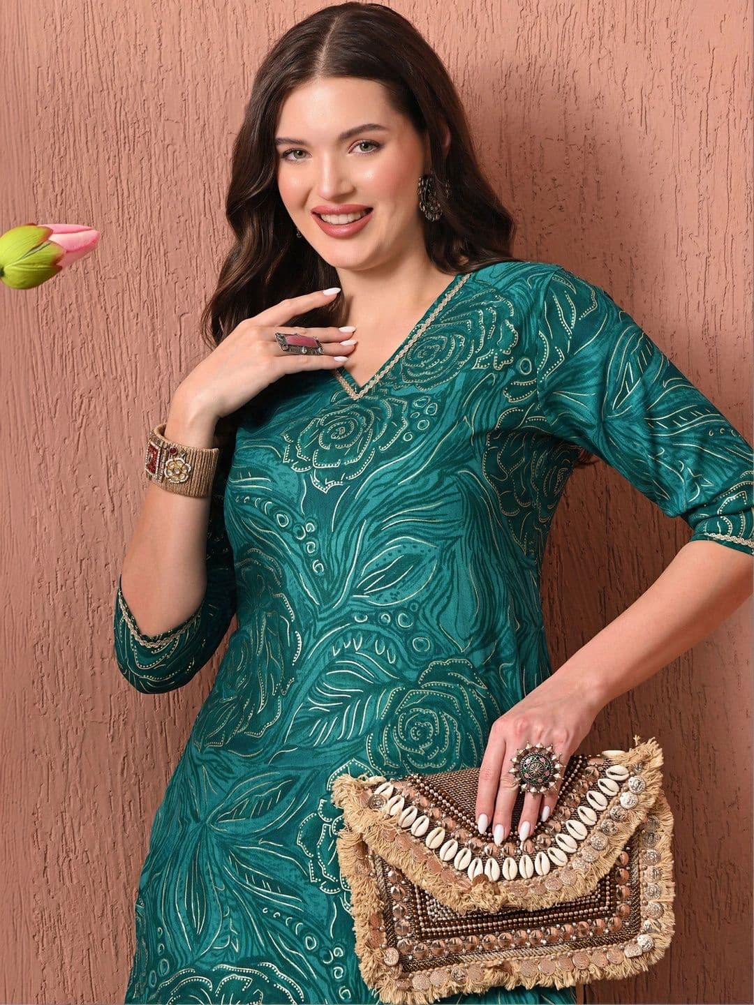 Sangria Women Floral Printed Floral Kurta thumbnail 7