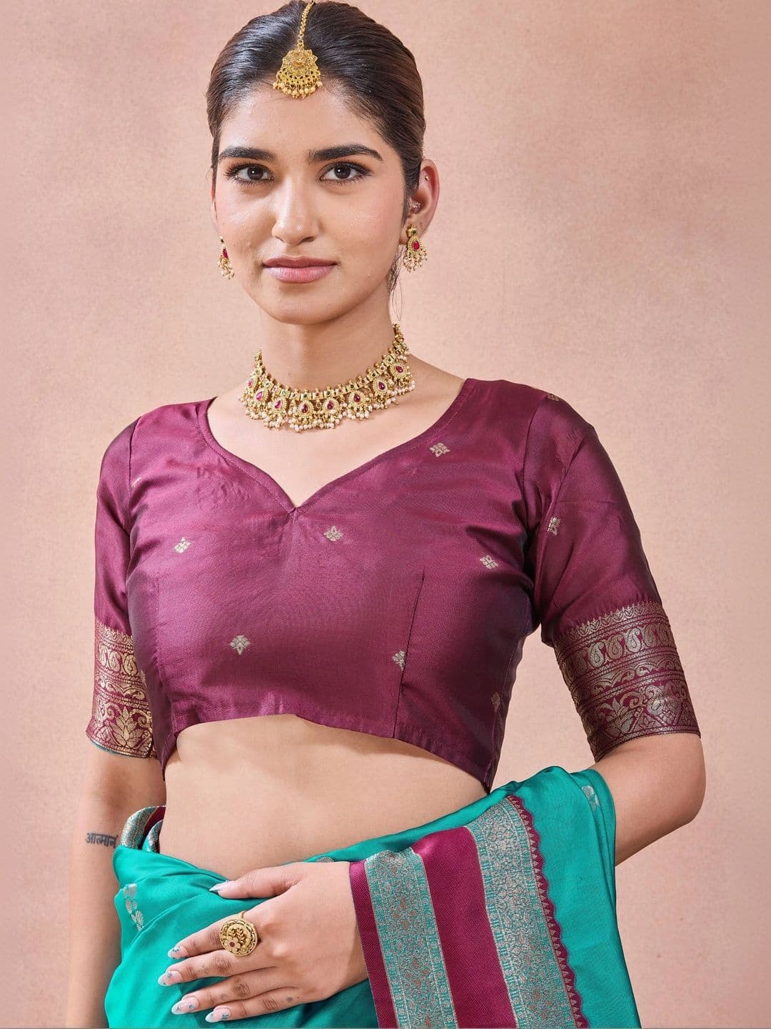 Maharanga Women Woven Design Zari Silk Blend Kota Saree thumbnail 3