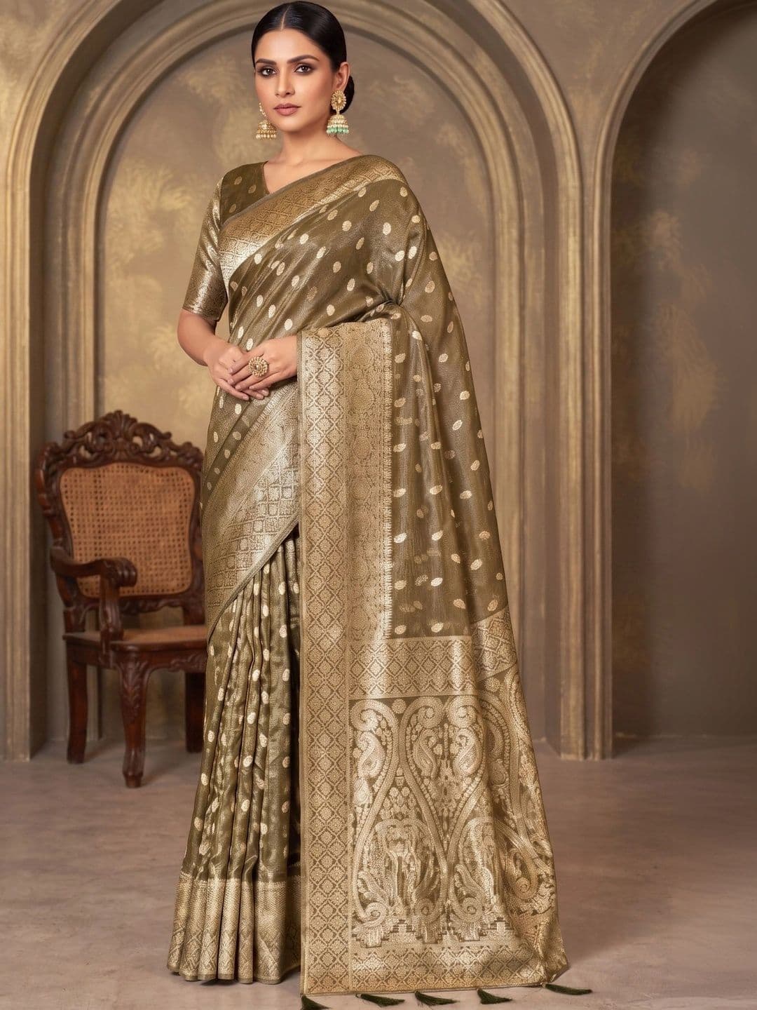 MONJOLIKA FASHION Woven Design Zari Silk Blend Designer Bomkai silk Saree thumbnail 3