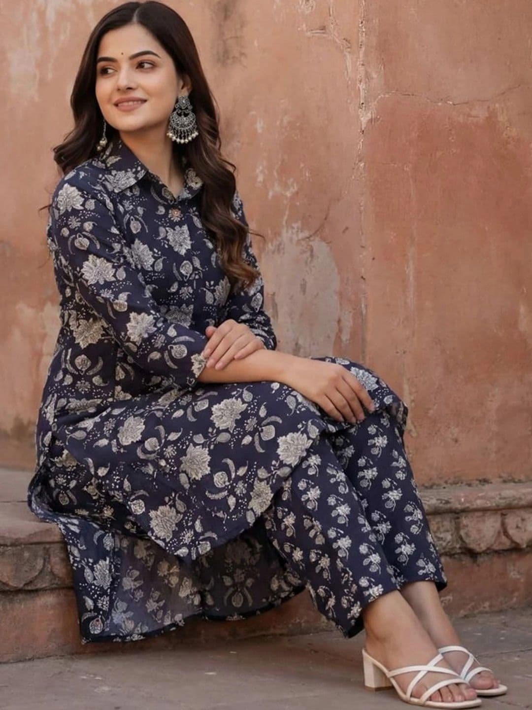 KALINI Women Floral Printed Regular Kurta with Trousers thumbnail 3