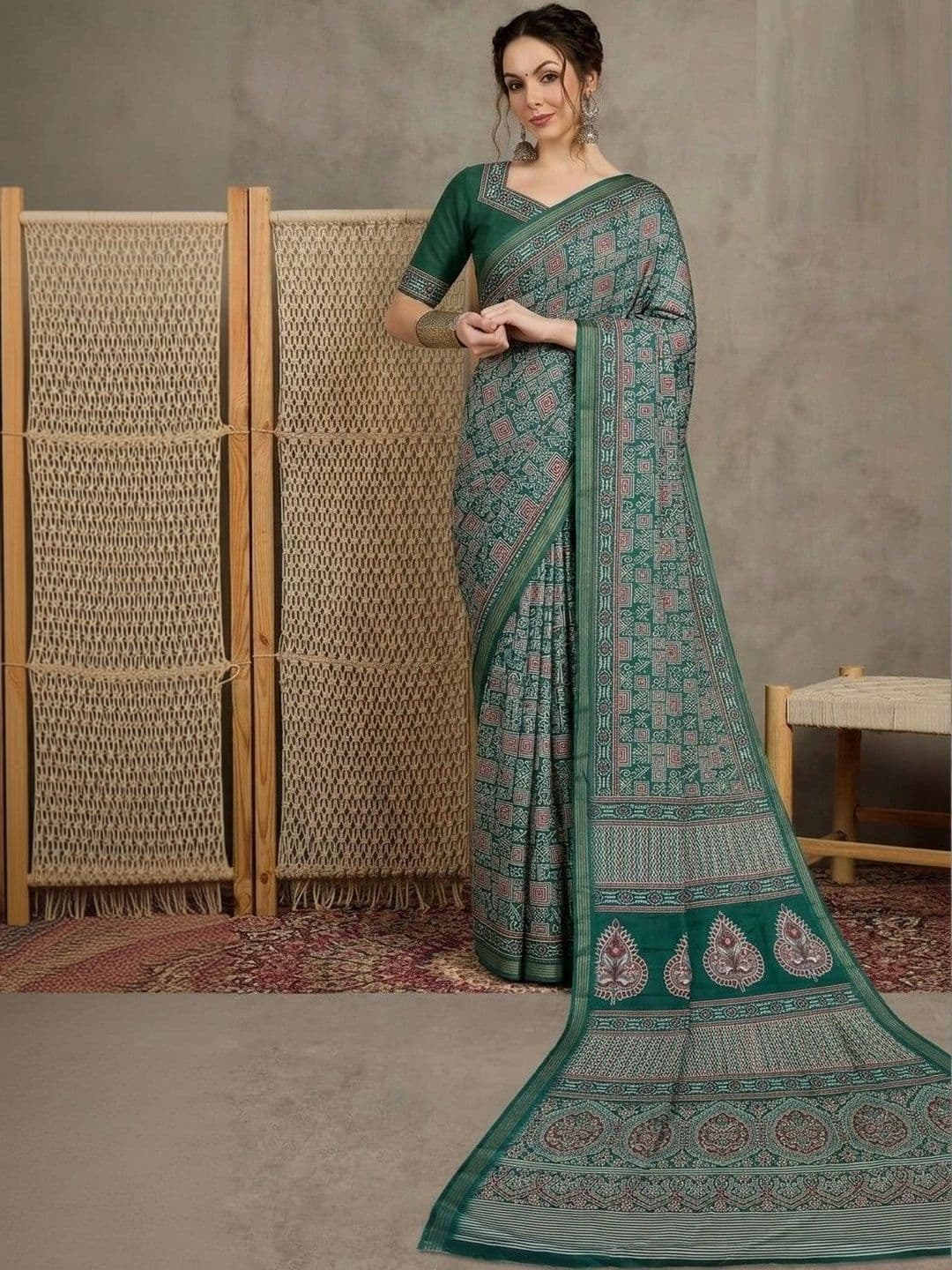 AARYAN SAREES Green Ajrakh Women Saree thumbnail 4