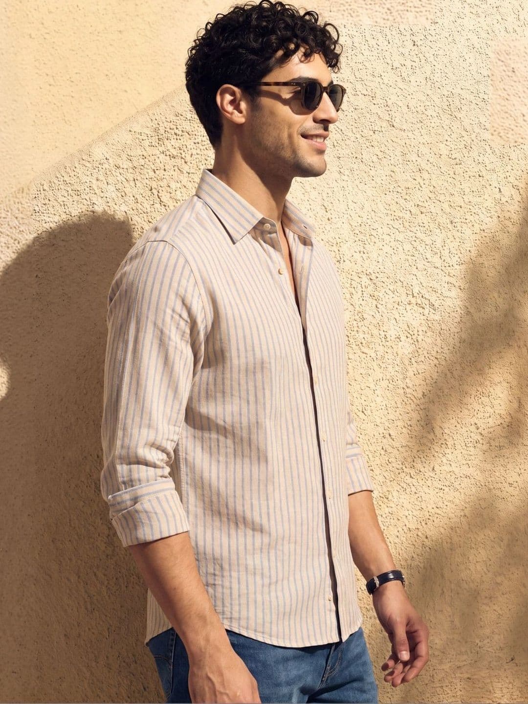 Urban Scissors Men Slim Fit Striped Casual Shirt thumbnail 3