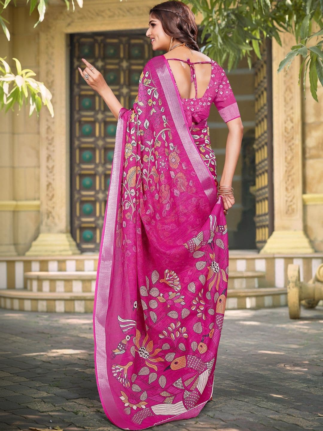 MANVAA Floral Saree thumbnail 7