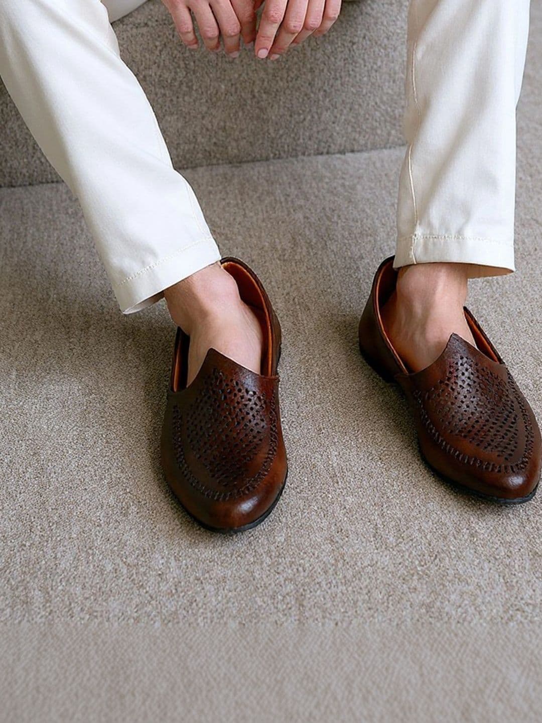 Anouk Men Perforations Mojaris - view 1