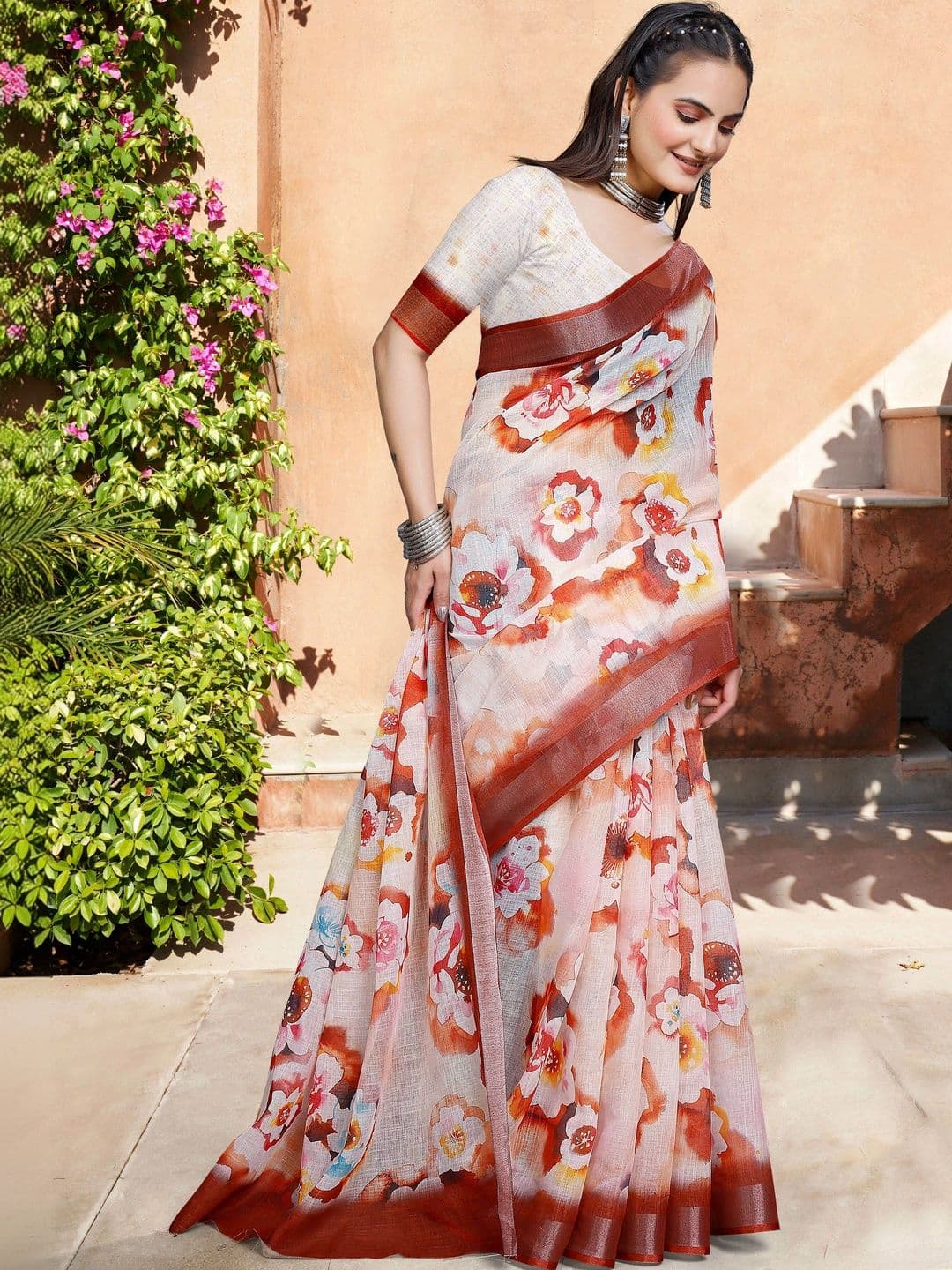 MANVAA Floral Saree thumbnail 3
