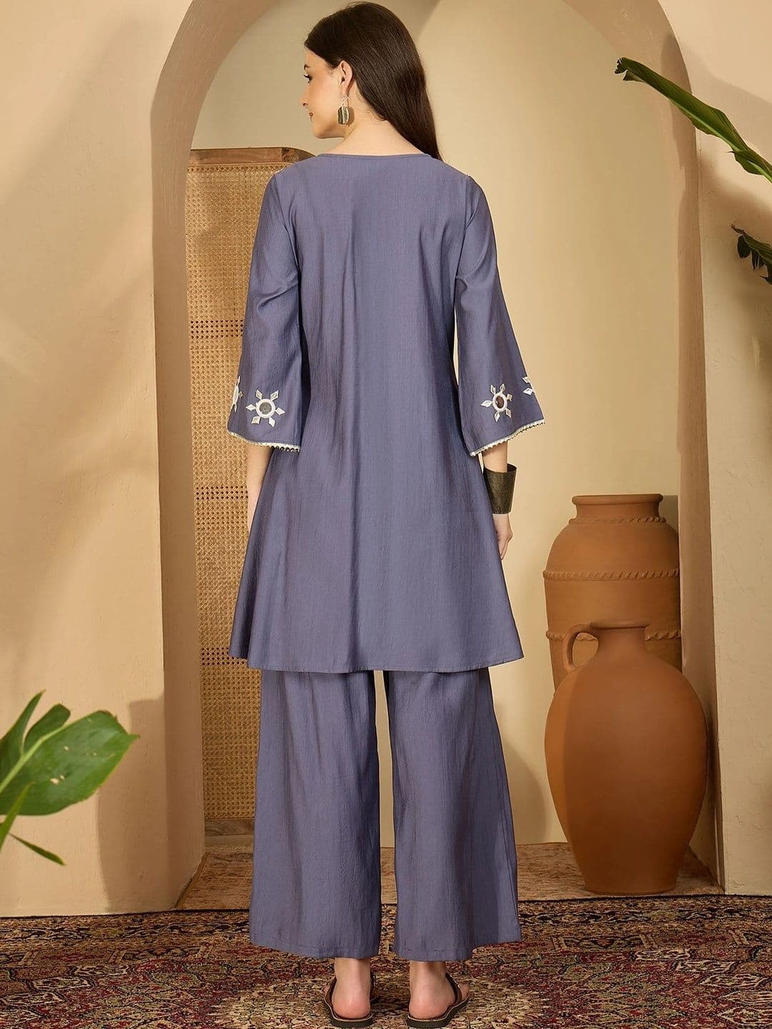 Sangria Women Ethnic Motifs Embroidered Regular Mirror Work Kurta with Palazzos thumbnail 2