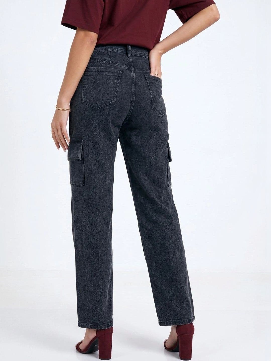 COMFITS Women Classic Relaxed Fit Mid-Rise Stretchable Jeans thumbnail 2